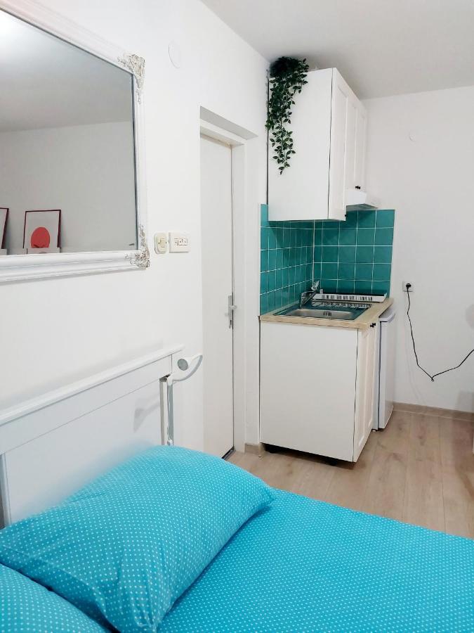 Sha La La - Charming, Unique Studio In A Historic Building Next To A Castle, Wifi, Smart Tv, Washer-Dryer バカル エクステリア 写真
