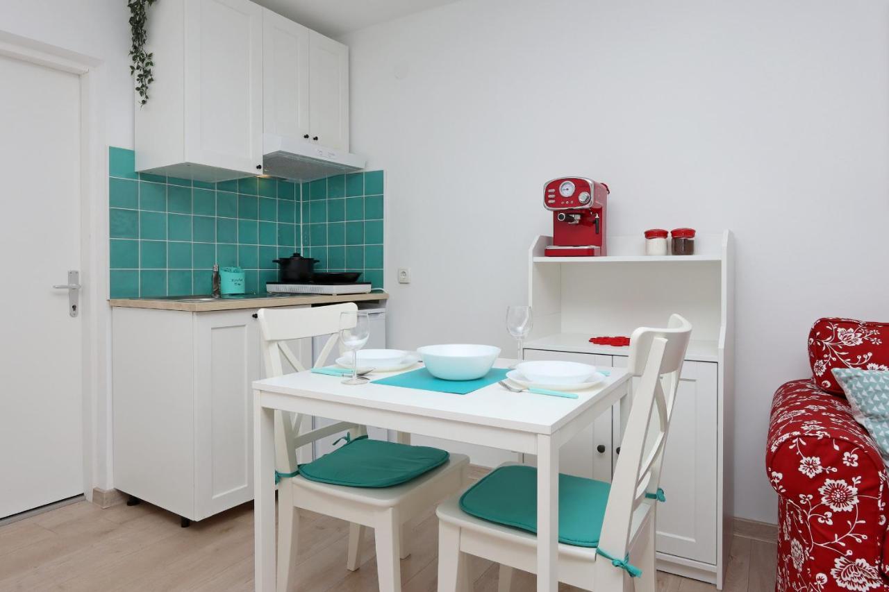 Sha La La - Charming, Unique Studio In A Historic Building Next To A Castle, Wifi, Smart Tv, Washer-Dryer バカル エクステリア 写真