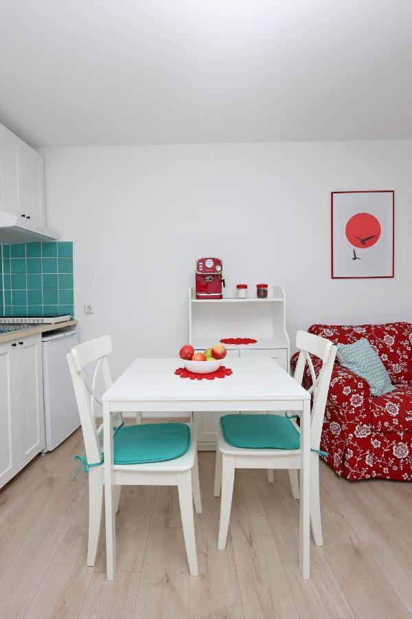 Sha La La - Charming, Unique Studio In A Historic Building Next To A Castle, Wifi, Smart Tv, Washer-Dryer バカル エクステリア 写真
